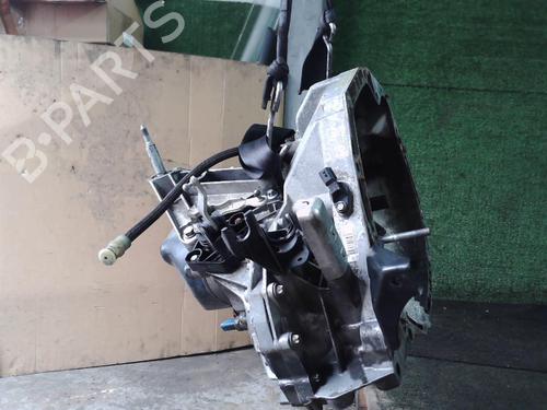 Used Gearbox Gearbox DACIA SANDERO 1.5 dCi (68 hp) 27250402 27250402