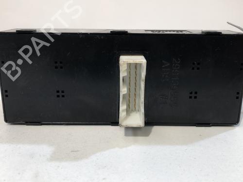 Switch SSANGYONG TIVOLI 1.6 XDi 160 | BP29759820I30