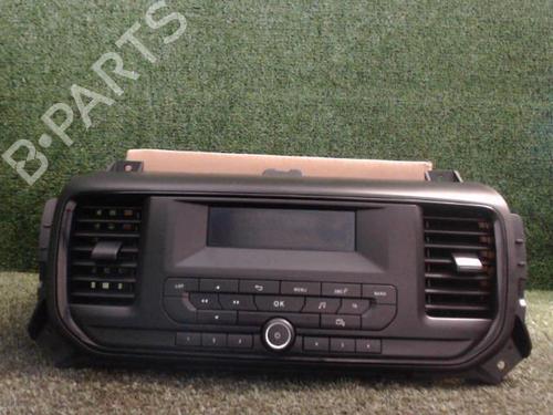 display-monitor-peugeot-expert-van-v_-2016-25631308 main image