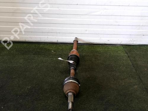 Used Right front driveshaft Right front driveshaft NISSAN JUKE (F15) 1.5 dCi (110 hp) 32437077 32437077