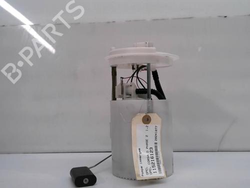 Used Fuel pump OPEL CORSA D (S07) 1.2 (L08, L68) (86 hp) 31042903