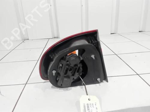 Højre baglygte SEAT TOLEDO II (1M2) 1.9 TDI (90 hp) 25635007
