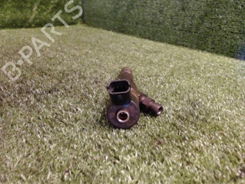 Used Injector Injector SUZUKI GRAND VITARA II (JT, TE, TD) 1.9 DDiS All-wheel Drive (JT419, TD44, JB419WD, JB419XD,... (129 hp) 25642806 25642806