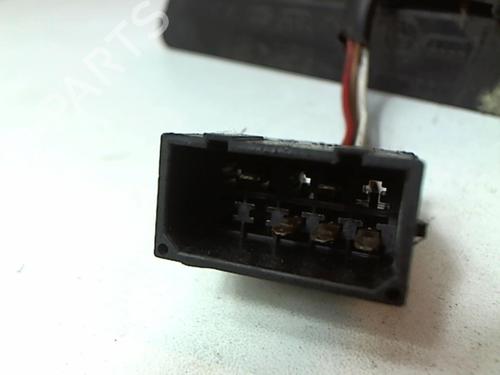 right-mirror-audi-a4-b5-8d2-1994-1995-1996-1997-1998-1999-2000-2001-25633287 main image