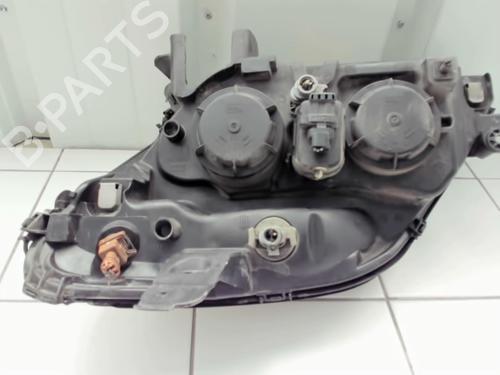 Used Right headlight Right headlight RENAULT SCÉNIC I MPV (JA0/1_, FA0_) 1.6 (JA00, JA16, JA15, JA19, JA1V, JA2B, JA2C, JA0B,... (107 hp) 25650636 25650636