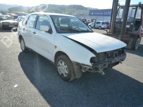 Right taillight SEAT CORDOBA (6K1, 6K2) 1.9 D | BP25646811C35 