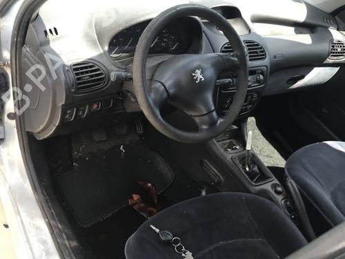 Høyre baklys PEUGEOT 206 Hatchback (2A/C) 2.0 HDI 90 | BP29560586C35 