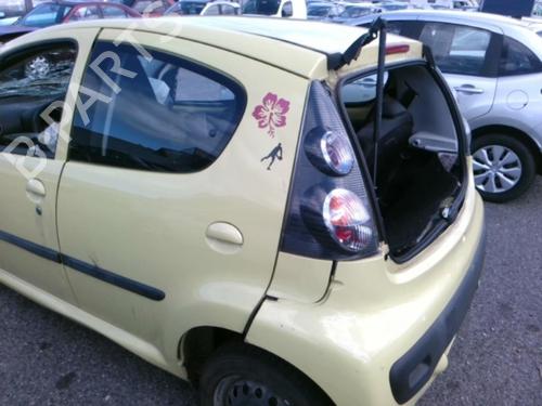 Steering column stalk CITROËN C1 (PM_, PN_) 1.4 HDi | BP25631958I23 