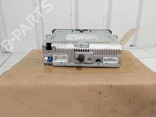 Used Radio Radio DACIA DUSTER (HM_) 1.5 dCi 110 4x4 (HMAB) (109 hp) 27250544 27250544