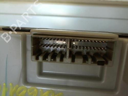 Used Climate control Climate control 25640597 25640597