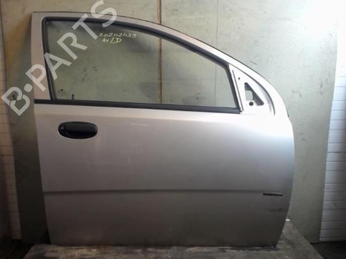Used Right front door DAEWOO KALOS (KLAS) 1.2 (72 hp) 25632890