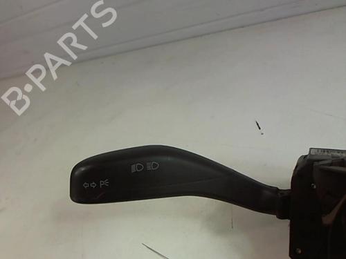 Used Steering column stalk Steering column stalk VW POLO IV (9N_, 9A_) 1.4 TDI (75 hp) 25643573 25643573