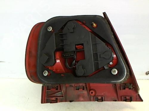 right-taillight-audi-a4-b5-8d2-1994-1995-1996-1997-1998-1999-2000-2001-25649421 main image