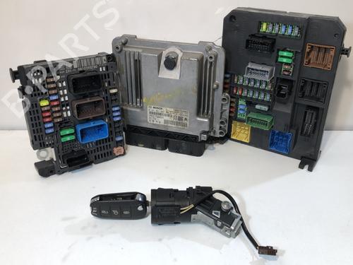 Used Electronic module PEUGEOT 308 II (LB_, LP_, LW_, LH_, L3_) 1.6 BlueHDi 120 (120 hp) 29759810