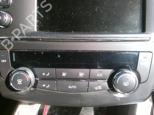Used Climate control RENAULT KADJAR (HA_, HL_) 1.5 dCi 110 (HLA3) (110 hp) 25648647