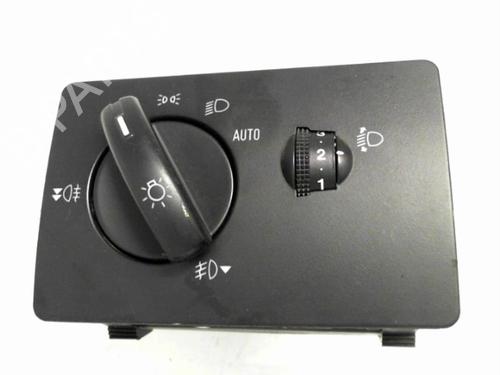 Used Headlight switch FORD FIESTA V (JH_, JD_) 1.4 TDCi (68 hp) 25633720