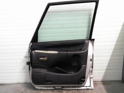 Used Right front door RENAULT ESPACE III (JE0_) 2.2 12V TD (JE0E, JE0H, JE0P) (113 hp) 25646317