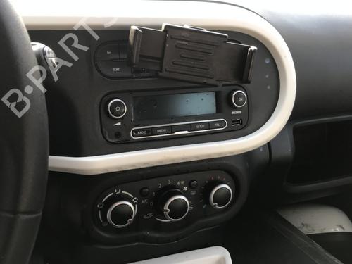 Steering column stalk RENAULT TWINGO III (BCM_, BCA_) 1.0 SCe 70 (BCMB) | BP30412752I23 - Image 27