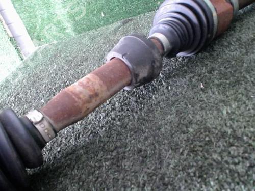 Used Right front driveshaft Right front driveshaft FORD FOCUS III 2.0 TDCi (150 hp) 25642455 25642455