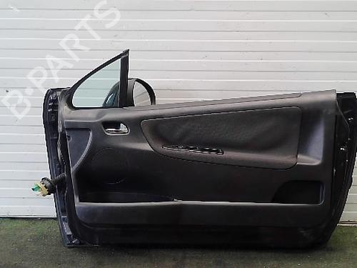 Used Right front door Right front door 38057130 38057130