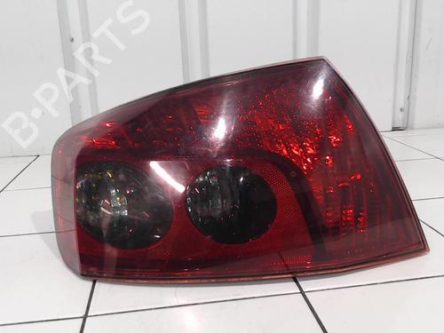 Used Left taillight PEUGEOT 407 (6D_) 1.6 HDi 110 (6D9HZC, 6D9HYC) (109 hp) 25636333