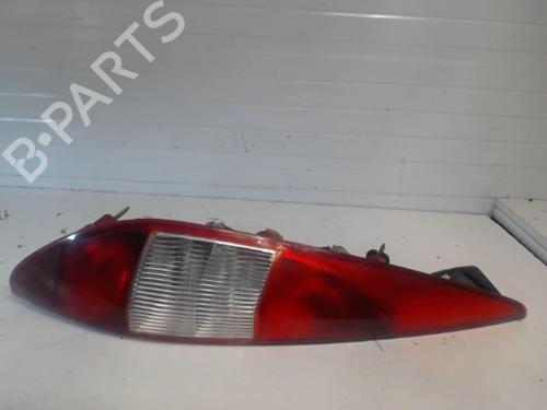 Used Left taillight FORD MONDEO III Turnier (BWY) 2.0 16V TDDi / TDCi (115 hp) 25643292