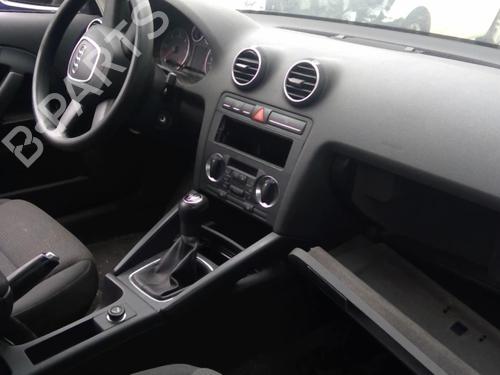 Klapa wlewu paliwa AUDI A3 (8P1) 1.9 TDI | BP25630365C131 