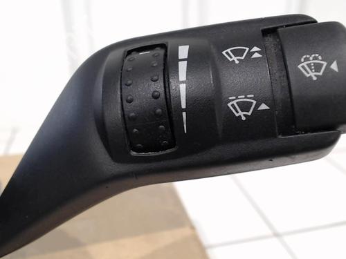 Used Steering column stalk Steering column stalk FORD FOCUS II (DA_, HCP, DP) 1.6 TDCi (90 hp) 25638937 25638937