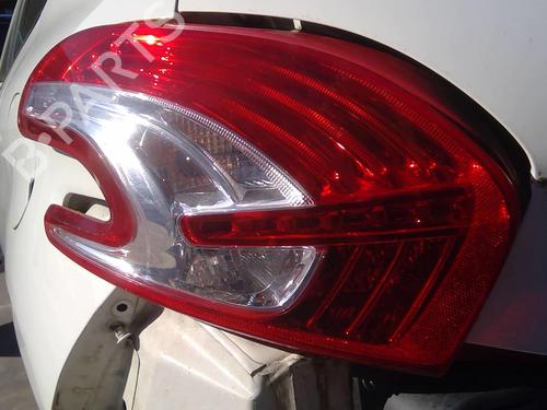 Left taillight PEUGEOT 208 I (CA_, CC_) 1.4 HDi | BP25648041C34 