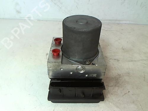 Used ABS pump MERCEDES-BENZ A-CLASS (W169) A 150 (169.031, 169.331) (95 hp) 25636811