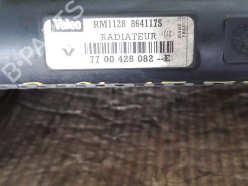 Used Water radiator Water radiator RENAULT CLIO II (BB_, CB_) 1.6 16V (BB01, BB0H, BB0T, BB14, BB1D, BB1R, BB2KL, BB3G... (107 hp) 25639377 25639377