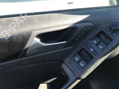 Fuel flap VW GOLF VI (5K1) 1.6 TDI | BP29598077C131 