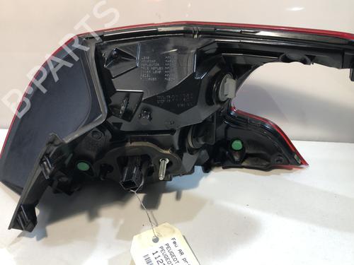 Left taillight PEUGEOT 308 II (LB_, LP_, LW_, LH_, L3_) 1.6 BlueHDi 120 | BP29560590C34 