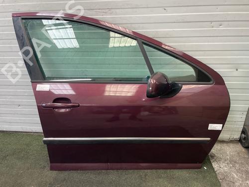 Used Right front door Right front door 38682002 38682002