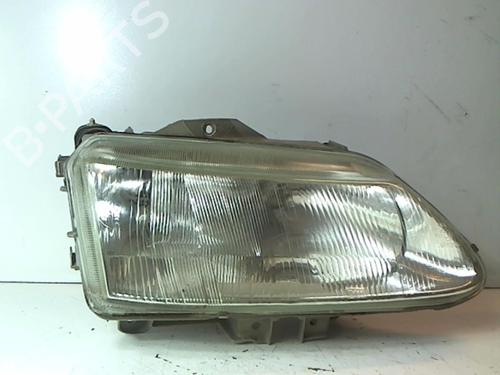 Used Right headlight Right headlight RENAULT LAGUNA I (B56_, 556_) 2.2 dT (B569) (113 hp) 25633384 25633384