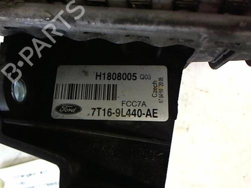 Used Intercooler Intercooler FORD TRANSIT CONNECT (P65_, P70_, P80_) 1.8 Di (75 hp) 25643770 25643770