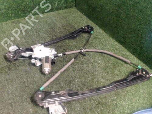 Lève-vitre avant droit FORD FOCUS I (DAW, DBW) 1.8 Turbo DI / TDDi | BP25635186C23 