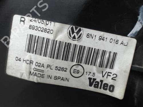 Right headlight VW POLO (6N2) 1.4 | BP25633209C29 