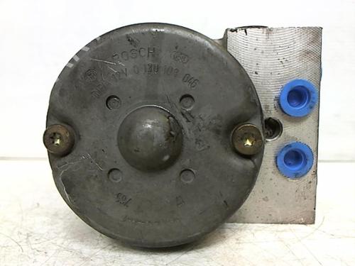 Pompe ABS VW PASSAT B5 Variant (3B5) 1.9 TDI (115 hp) 25643954