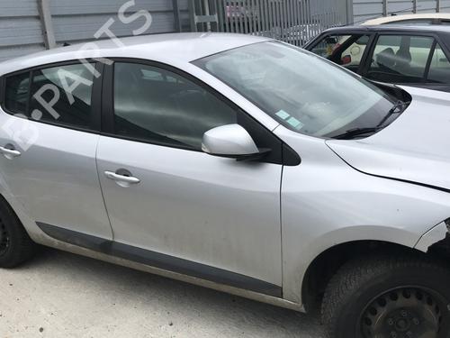 Right front door RENAULT MEGANE III Hatchback (BZ0/1_, B3_) 1.5 dCi | BP29271511C3 