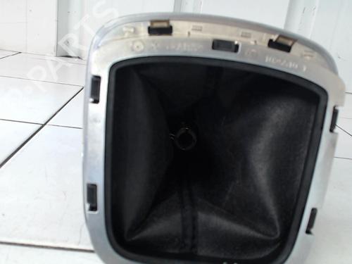 Gear lever VW POLO V (6R1, 6C1) 1.4 TDI | BP28188182M90 