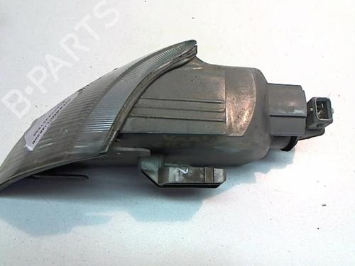 Used Right front indicator Right front indicator 25637631 25637631