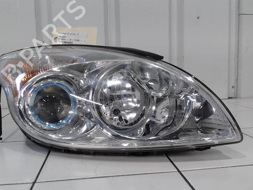 Used Right headlight HYUNDAI i30 (FD) 1.6 CRDi (90 hp) 26273885