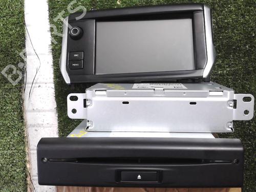 Used Radio PEUGEOT 2008 I (CU_) 1.2 THP 110 / PureTech 110 (110 hp) 25628353