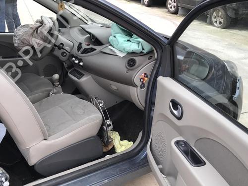 Front right seatbelt RENAULT TWINGO II (CN0_) 1.2 16V (CN0K, CN0V, CN0A) | BP25632635I25 - Image 17