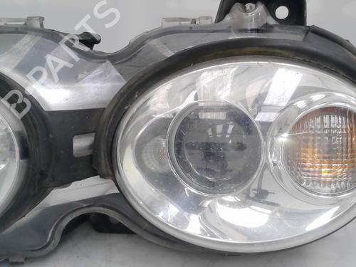 Used Right headlight Right headlight JAGUAR X-TYPE I (X400) 2.2 D (155 hp) 35778901 35778901