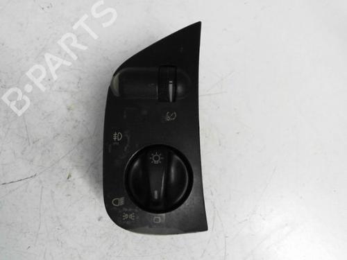 Used Headlight switch VW POLO III (6N1) 60 1.4 (60 hp) 25646465