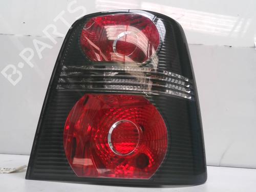 Høyre baklys VW TOURAN (1T1, 1T2) 1.9 TDI (105 hp) 29926887