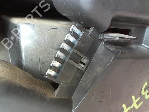 left-taillight-mg-mg-zr-2001-2002-2003-2004-2005-25633357 main image