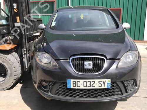 Steering column stalk SEAT ALTEA (5P1) 2.0 TDI | BP25642430I23 - Image 10
